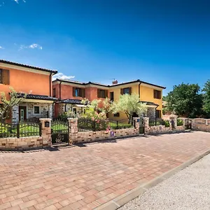 Le Tre Ferienhaus